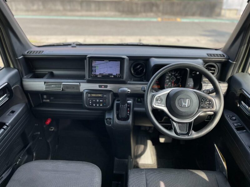 ホンダ N-VAN グリーン｜ラプターライナー施工