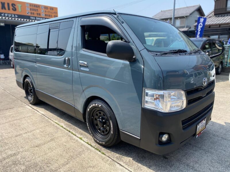 トヨタ ハイエースバン ブルーグレーの中古車｜愛知県津島市EXIST