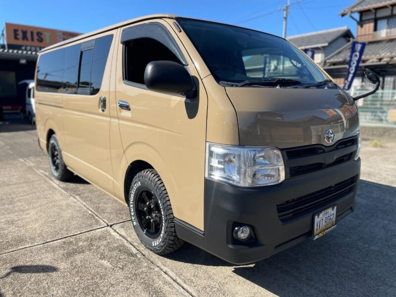 トヨタ ハイエースバン ベージュの中古車｜愛知県津島市EXIST