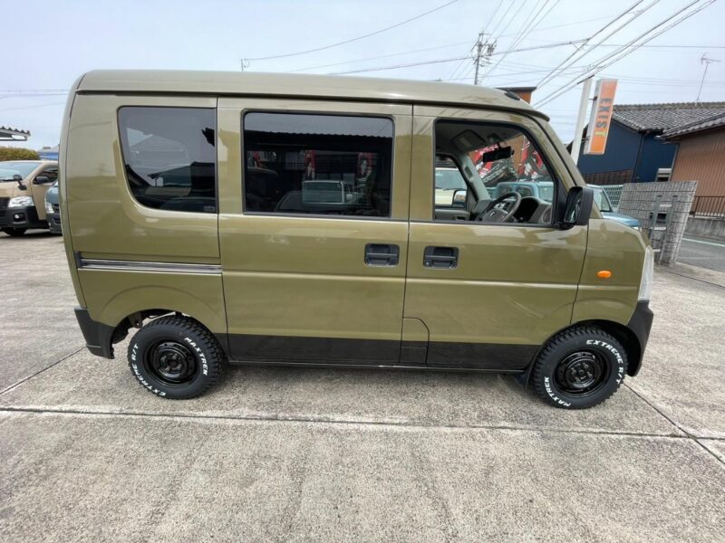 スズキ エブリイ カーキメタリック｜塗装ずみのカスタム中古車