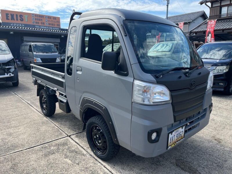 ダイハツ ハイゼットトラック｜塗装ずみのカスタム中古車