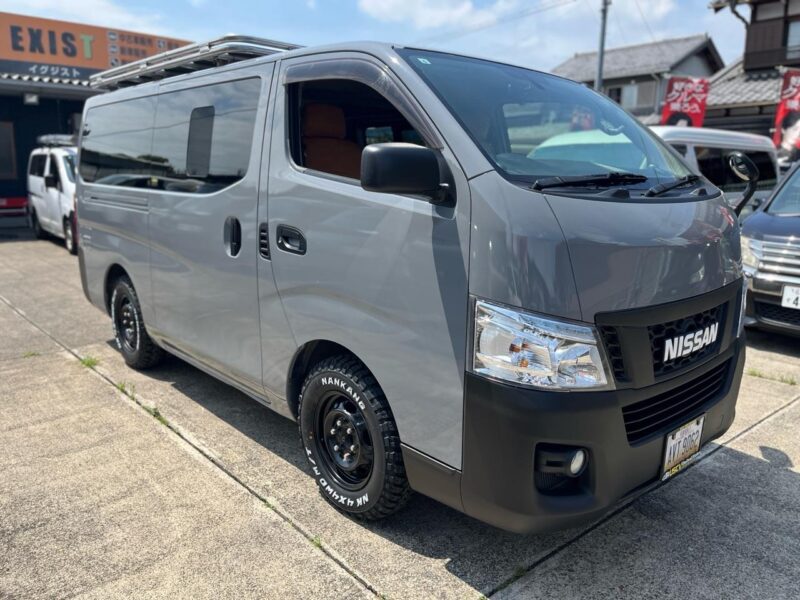 日産 NV350キャラバンバン ナルドグレー｜塗装ずみのカスタム中古車