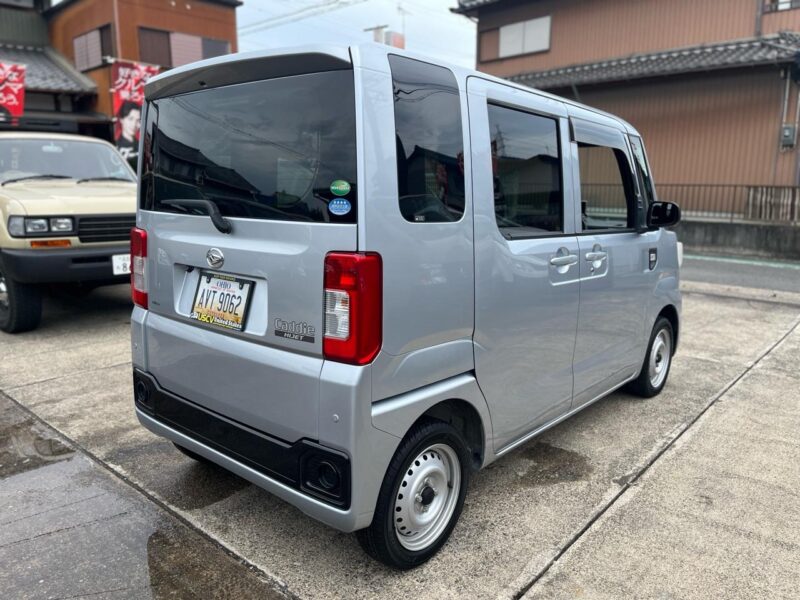 ダイハツ ハイゼットキャディー シルバー｜塗装ずみの作業車