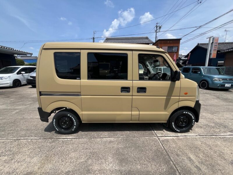 スズキ エブリイ つや消しベージュ を全塗装した作業車