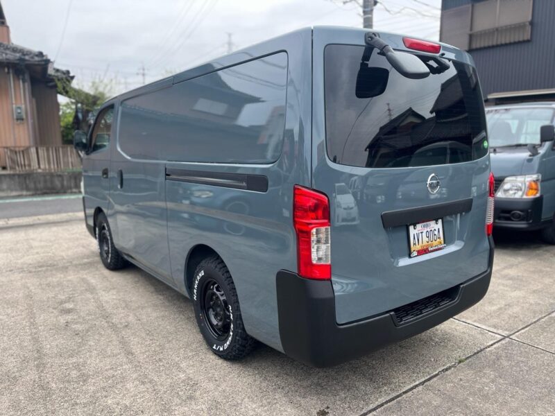 日産 NV350キャラバンバン ブルーグレーの中古車｜愛知県津島市EXIST
