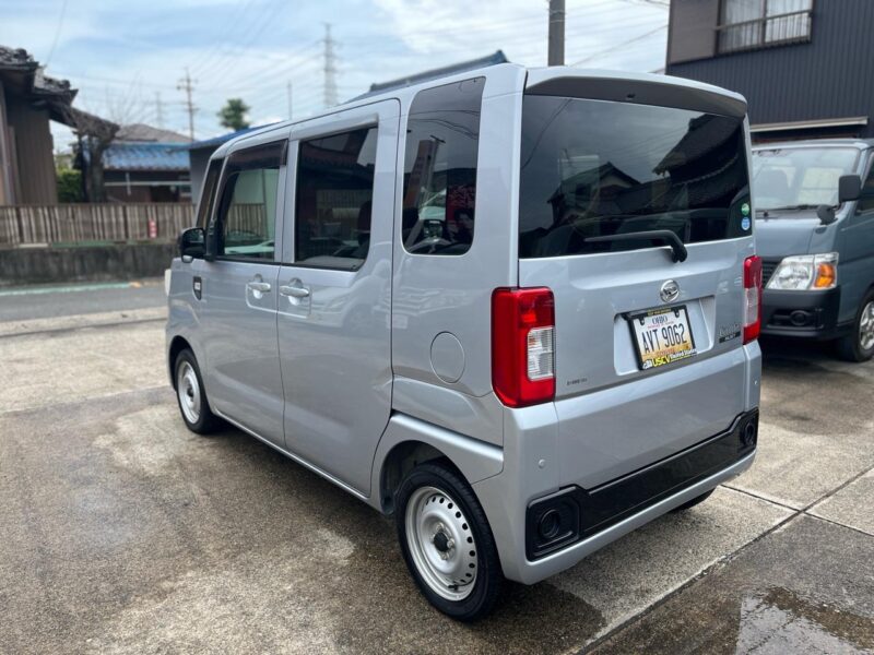 ダイハツ ハイゼットキャディー シルバーの中古車｜愛知県津島市EXIST