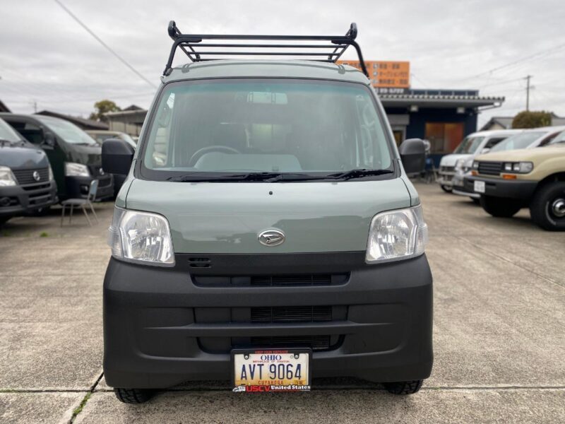 ダイハツ ハイゼットカーゴ アーバンカーキ｜塗装ずみのカスタム中古車