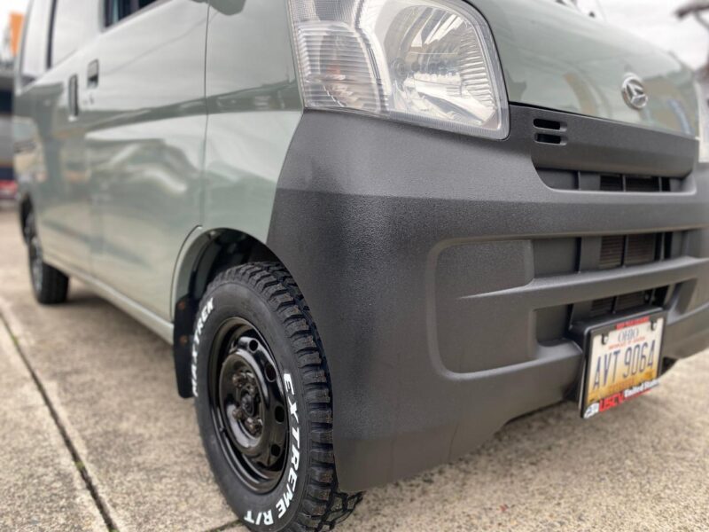 ダイハツ ハイゼットカーゴ アーバンカーキ を全塗装した作業車