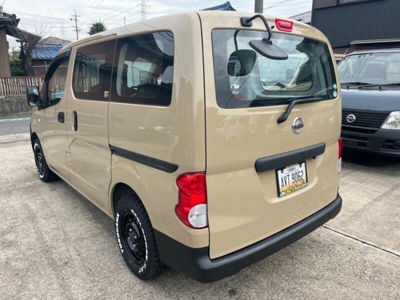 日産 NV200バネットバン ベージュの中古車｜愛知県津島市EXIST