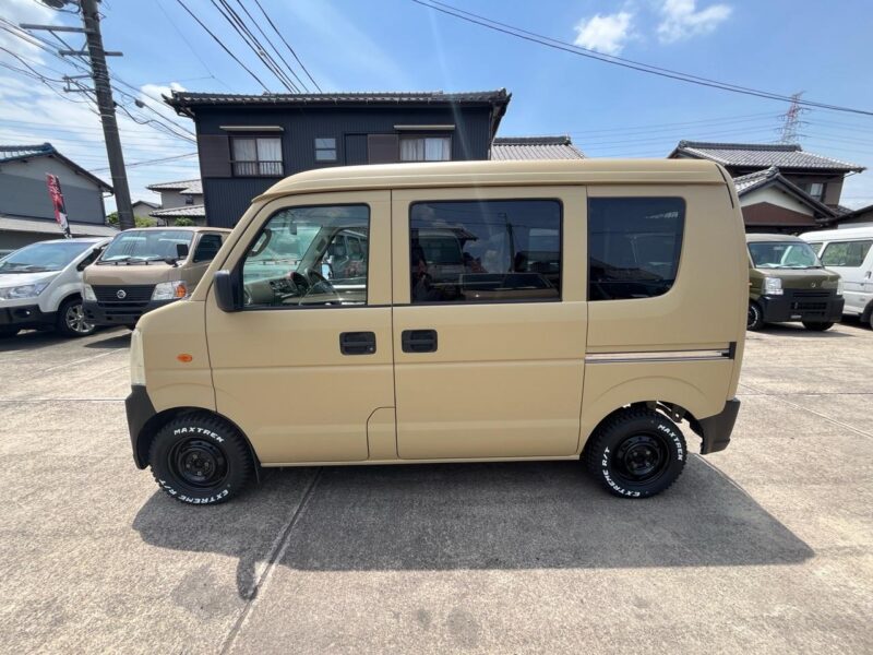 スズキ エブリイ つや消しベージュ｜塗装ずみのカスタム中古車