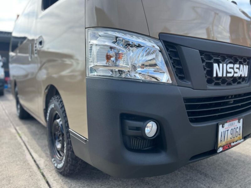 日産 NV350キャラバンバン ベージュ｜ラプターライナー施工