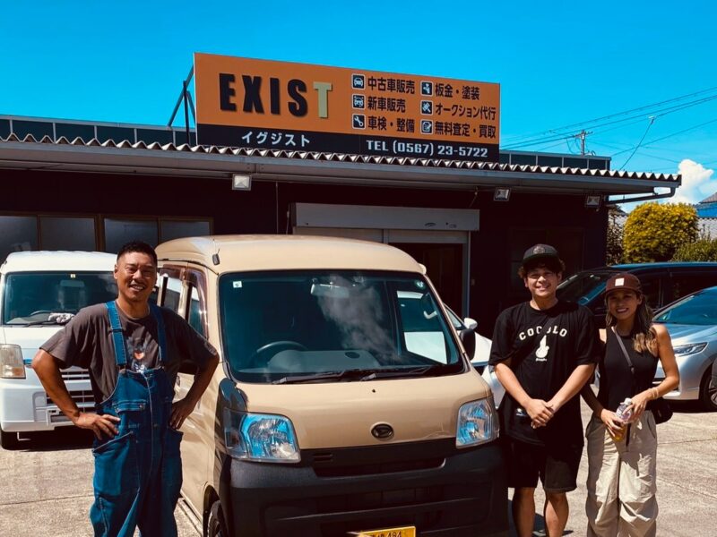 EXISTで納車したお客様と車