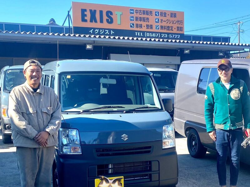 EXISTで納車したお客様と車